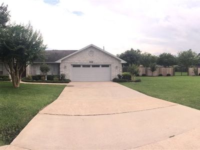 521 Meadowlark Ln, Winnie, TX, 77665