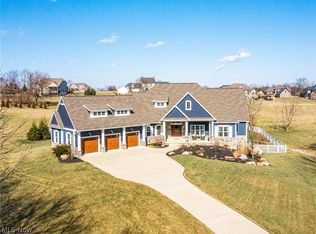 2323 Hearth Hill Ln, Wadsworth, OH 44281