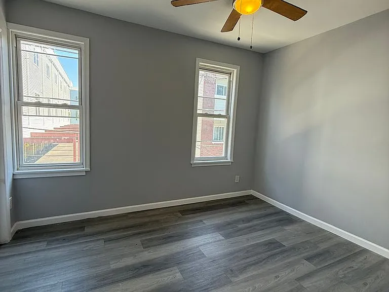 27 E Rittenhouse St — Photo 26