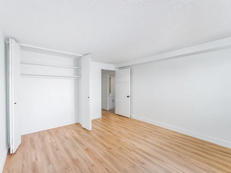 815 50th Ave SW — Photo 30