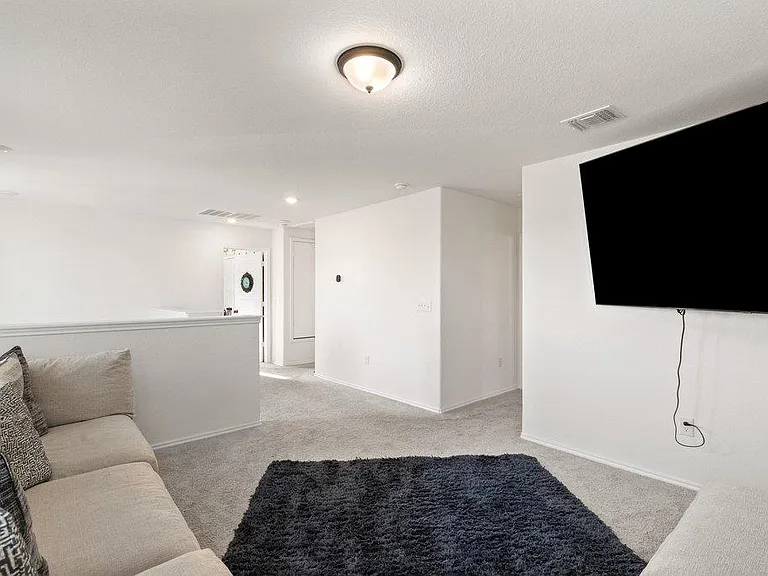 218 Summit Dr — Photo 22