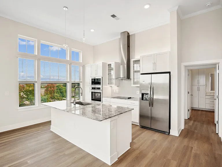 3500 West View — Photo 8