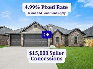 2213 Salmon St, Pea Ridge, AR 72751