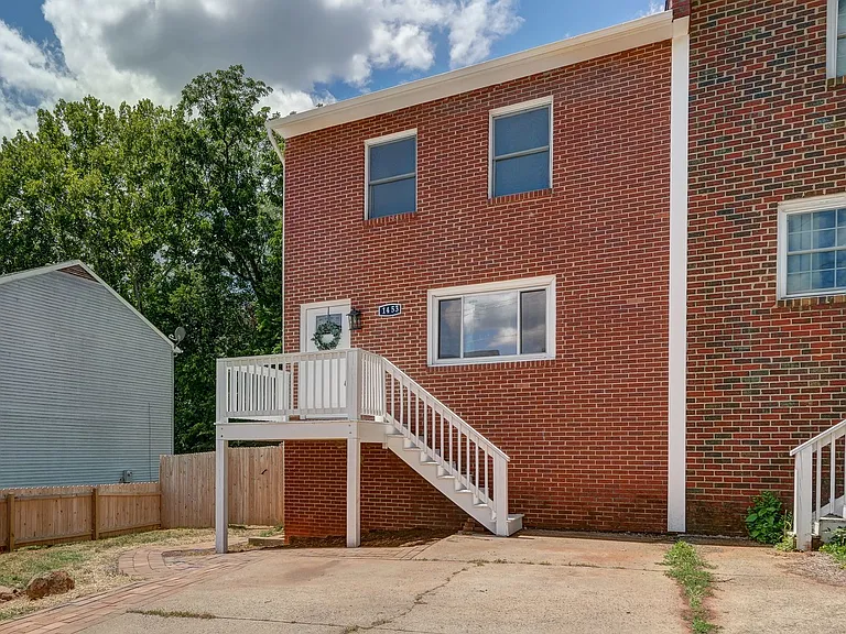 1453 Avon St — Photo 23