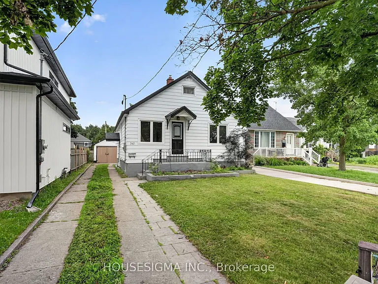342 Carlton St — Photo 2