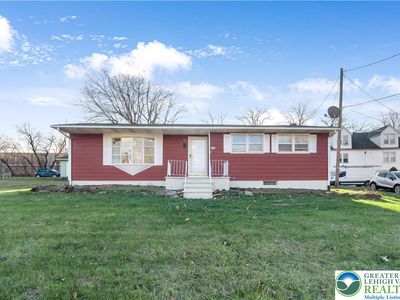 416 Main St, Stockertown, PA, 18083