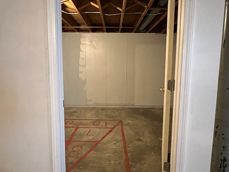 1065 Paddock Dr — Photo 37