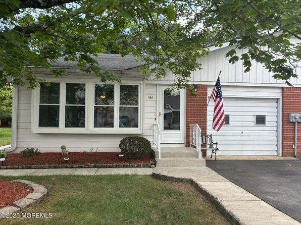 16 Lenape Drive #A, Whiting, NJ 08759