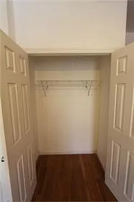 Rented by Robyn Lee, LREB | media 40