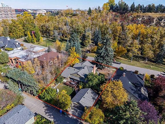 2nd image of 3025 E Roxboro Glen Rd SW