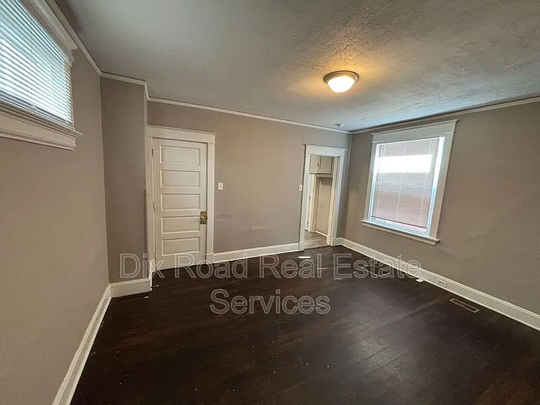 1852 Hewitt Ave #1 — Photo 19