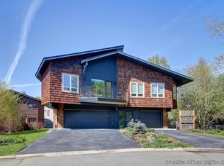 1833 Buccaneer Pl, Anchorage, AK 99501