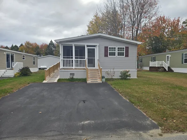 17 Pond Dr #17P, Brunswick, ME 04011