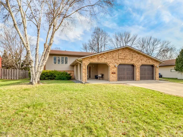 1514 39 1/2 Ave S, Fargo, ND 58104