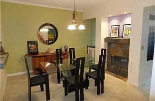 5th image of 3617 Somerset Dr