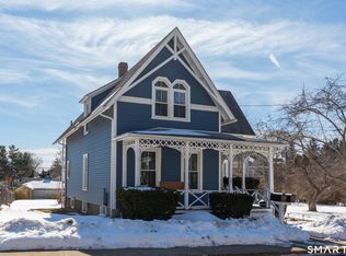 25 Driveway, Guilford, CT 06437