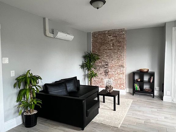 2nd image of 248 Randolph Ave Floor 2
