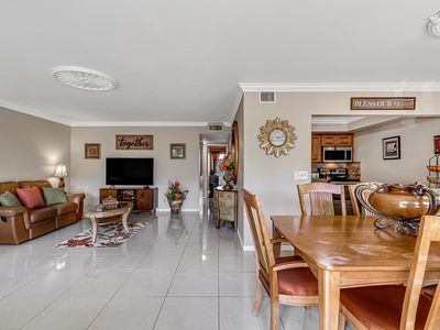 209 Wellington M #2090, West Palm Beach, FL, 33417