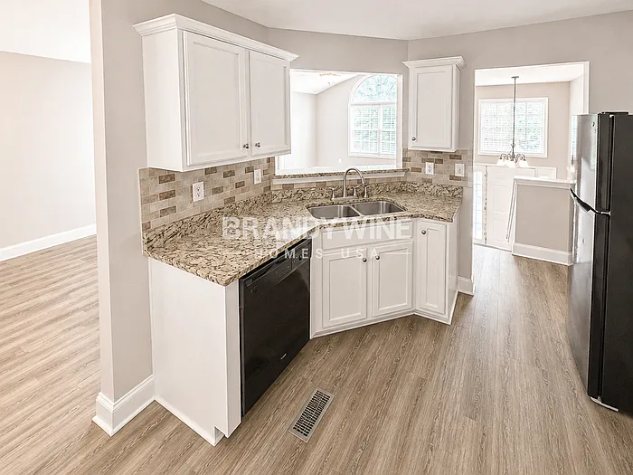 341 Morning Star Dr — Photo 10