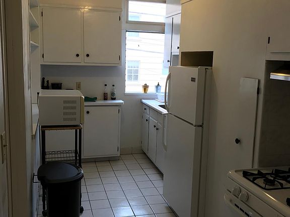 3rd image of 1255 Taylor St APT 1