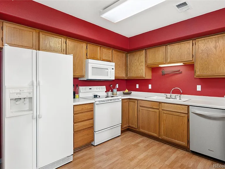 11045 Huron St #605 — Photo 8