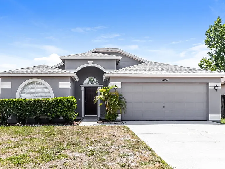 22726 Sills Loop — Photo 1