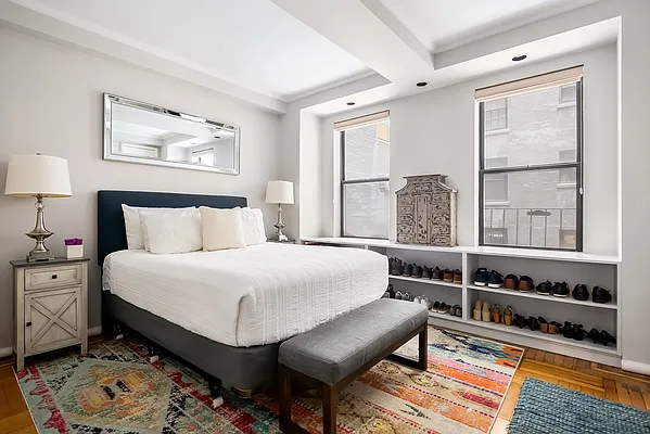 Sold by Compass | media 4