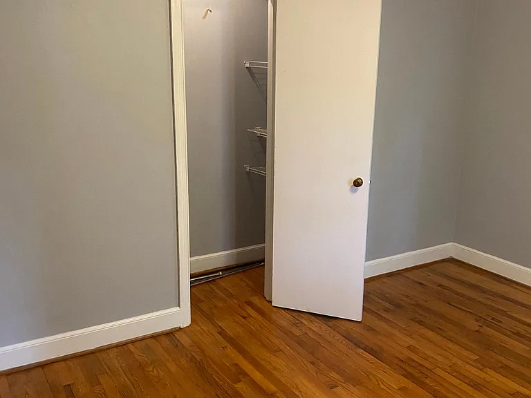 206 Hill St — Photo 14