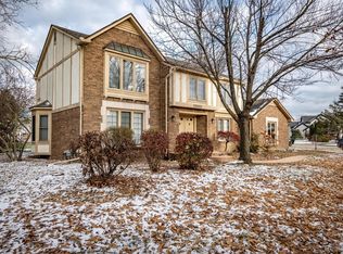 29902 Wertham Ct, Farmington Hills, MI 48331