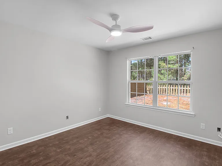 132 Pampas Dr — Photo 25