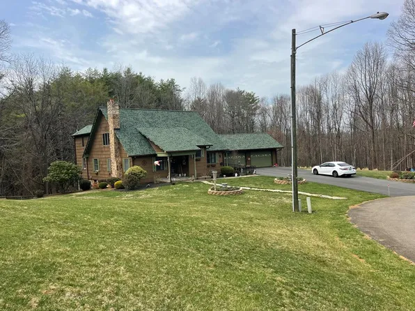 134 Glen Ridge Rd, Galax, VA 24333