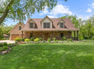 5365 S Sunny Slope Rd, New Berlin, WI 53151