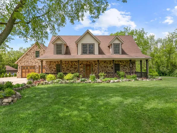 5365 South Sunny Slope ROAD, New Berlin, WI 53151