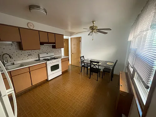 8549 W Bryn Mawr Ave Photo 1