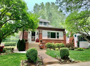 312 S Fairview Ave, Park Ridge, IL 60068