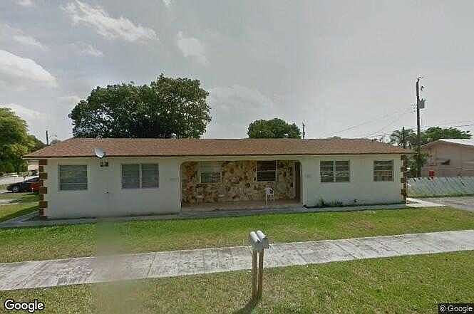 1st image of 1095 N 59th Ave