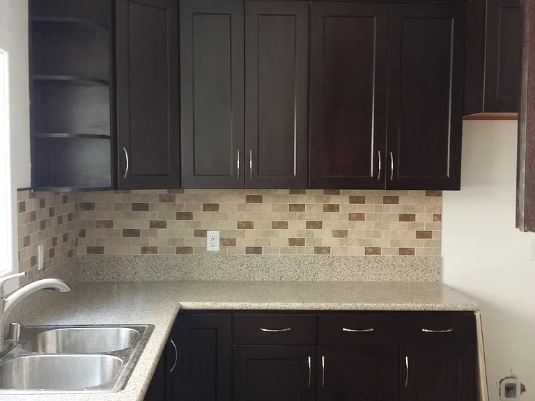1544 S Van Ness Ave — Photo 13