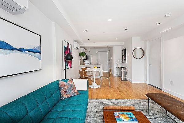 1st image of 39 E 21st St #4C
