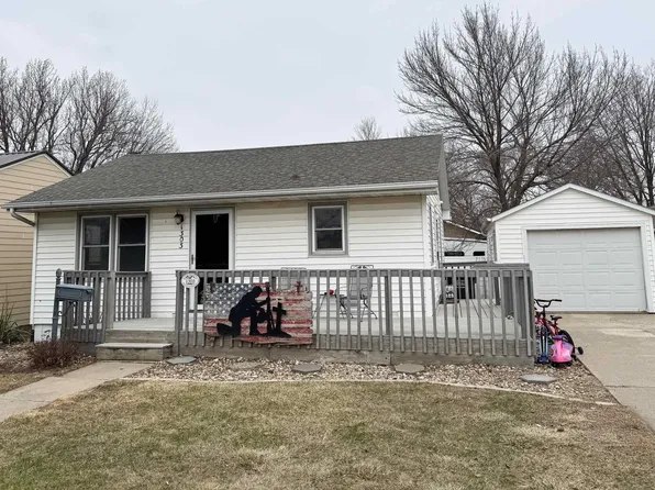 1303 S 3rd Ave, Rock Rapids, IA 51246