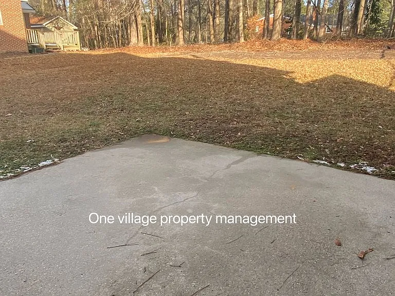 433 Creekway Dr — Photo 15