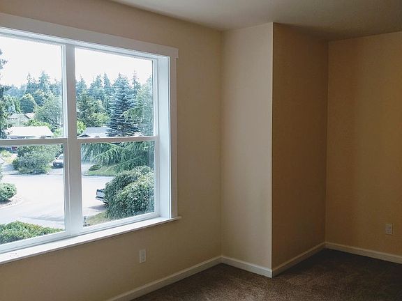 3rd image of 13433 123rd Ave NE
