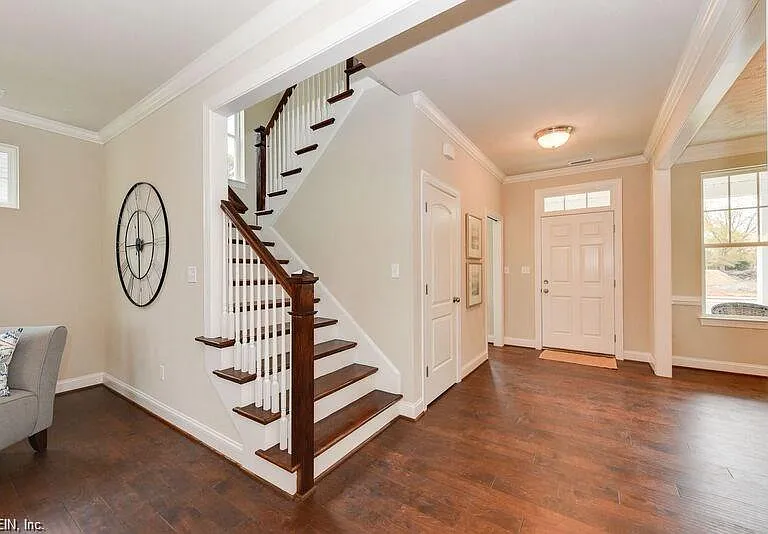1005 Beachstone Quay — Photo 17