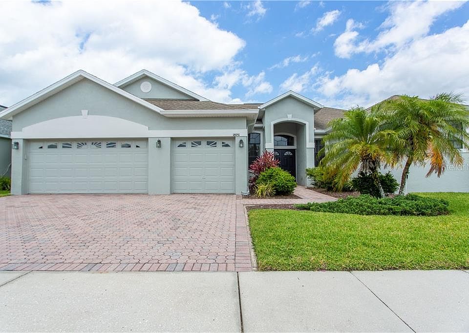 1st image of 18051 Thornhill Grand Cir