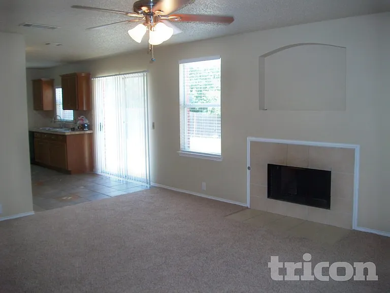 1817 Citadel Dr — Photo 4