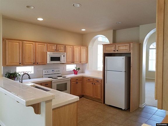 4th image of 1701 Medolla Dr