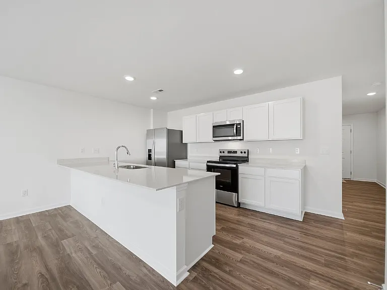 1921 Tranquility Cir #B — Photo 8