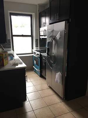 Rented by Metropolis International Realty Inc. | media 55