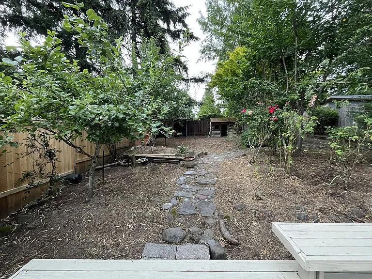 4737 SW Pendleton St — Photo 40
