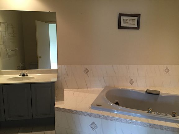 4th image of 232 Nebula Rd #1