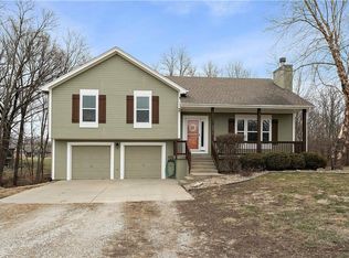 5871 SW Walnut Cv, Trimble, MO 64492